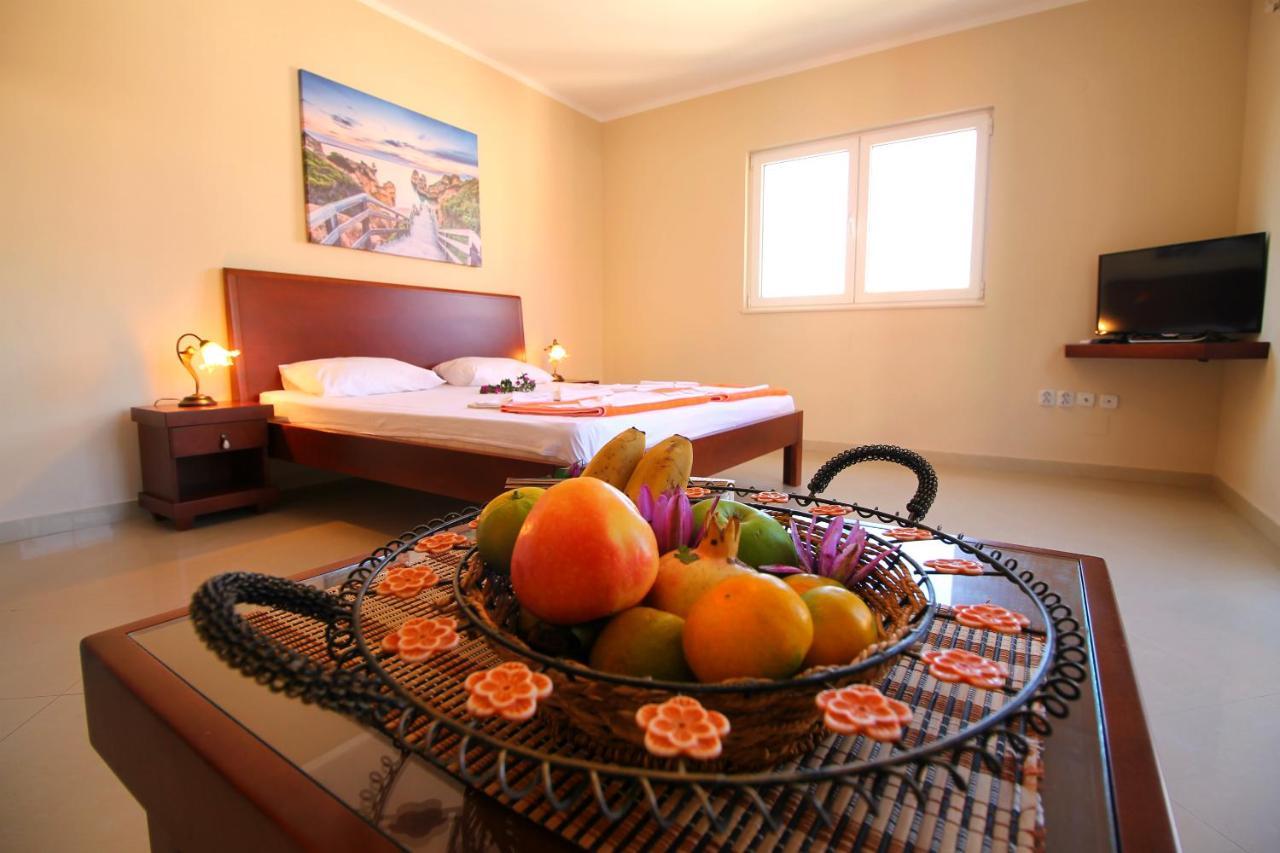 Guest House Villa Pastrovka สเวติ สเตฟาน ภายนอก รูปภาพ