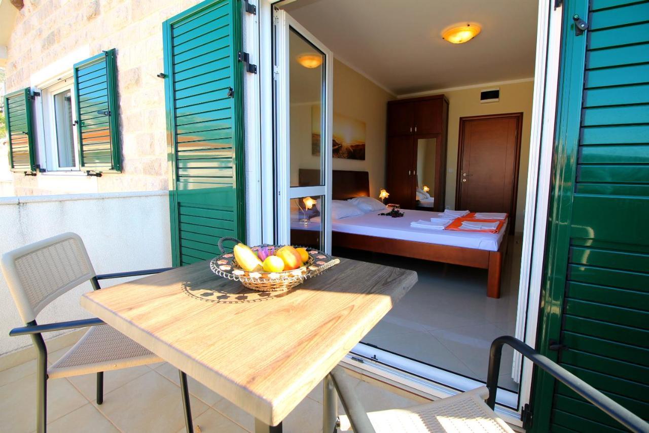 Guest House Villa Pastrovka สเวติ สเตฟาน ภายนอก รูปภาพ