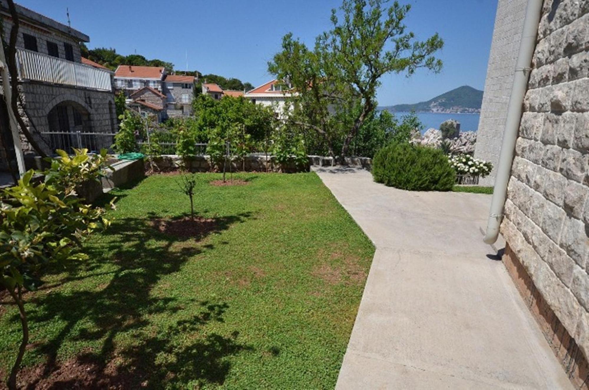 Guest House Villa Pastrovka สเวติ สเตฟาน ภายนอก รูปภาพ